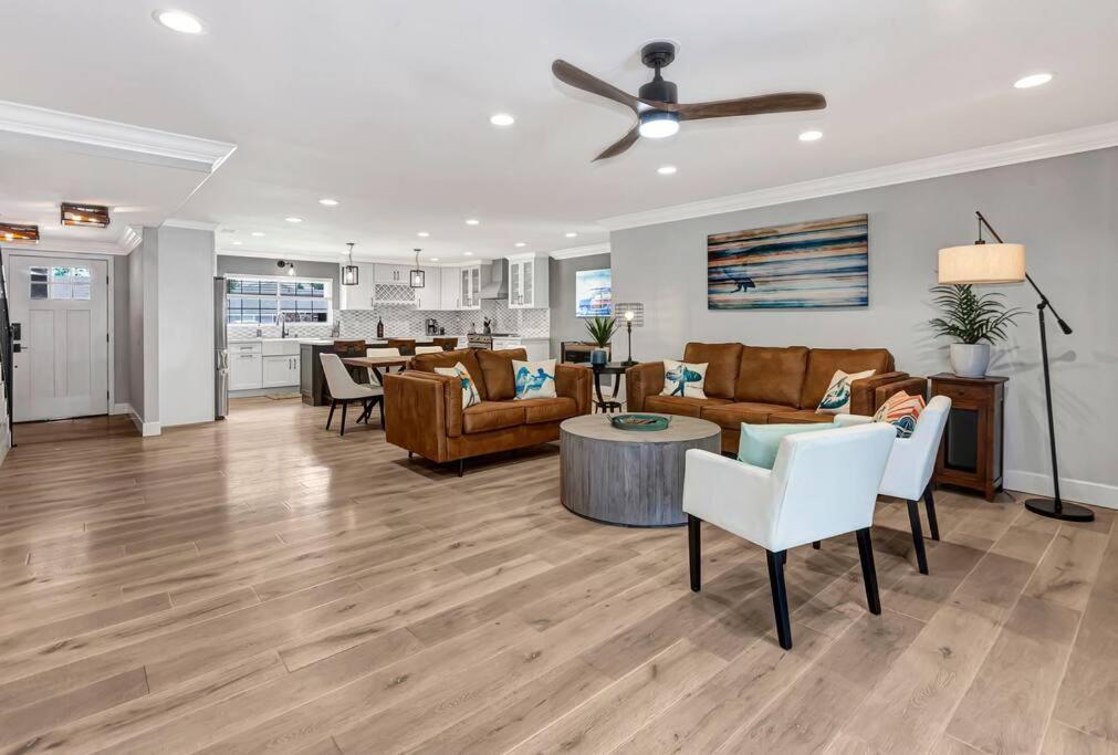 Huntington Beach, Ac, Pool, Hot Tub, Detached Office, Close To Beach, Outside Entertaining Area Екстер'єр фото